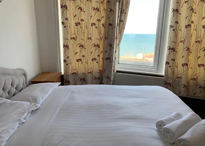 Jini Hotel
